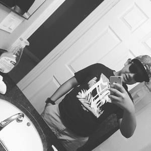 Meet your Posher, Quinton